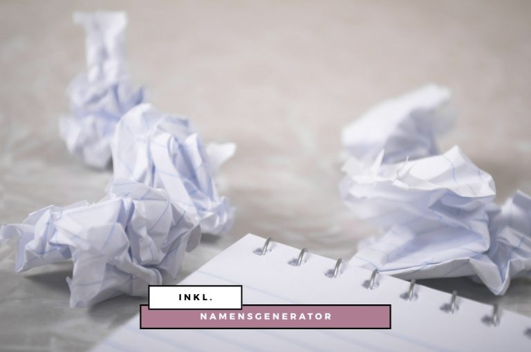 Block und zerknülltes Papier