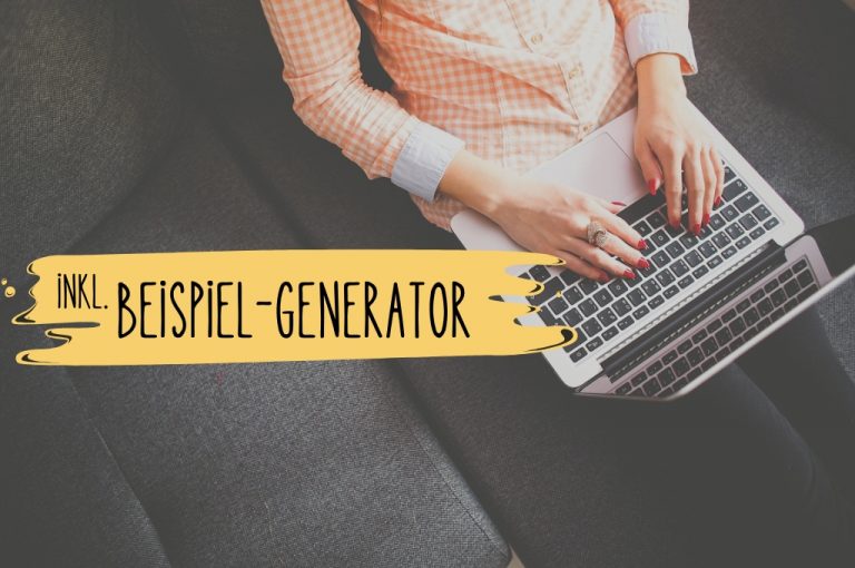 Show don't tell: Frau sitzt auf einer Couch, ein Laptop auf ihrem Schoß, schreibend